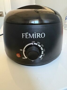 FEMIRO | Black Wax Warmer